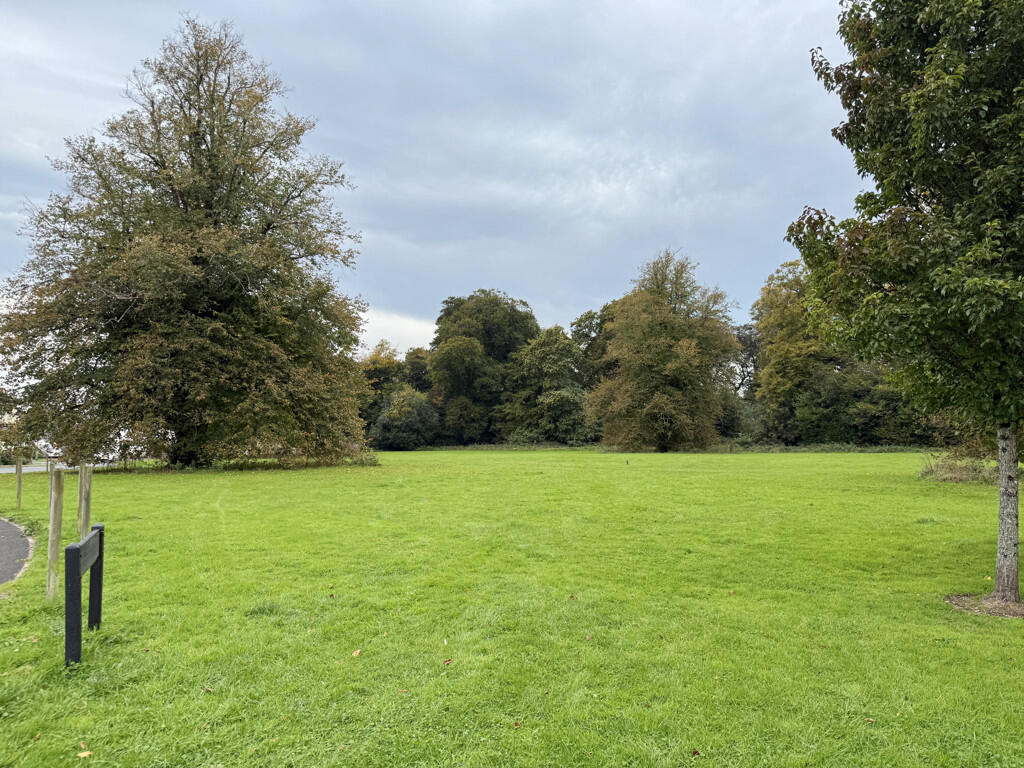 Grounds &amp; Woodlands approx 7 Acres