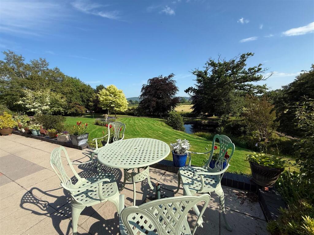 New Garden photo 1.jpg