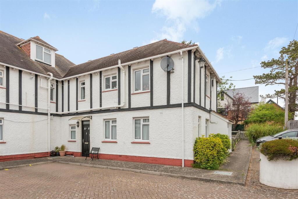 Queens Road, Tankerton