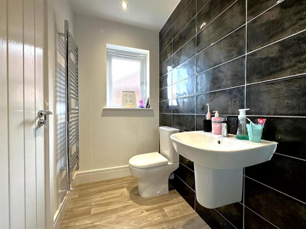 Second En-Suite 214
