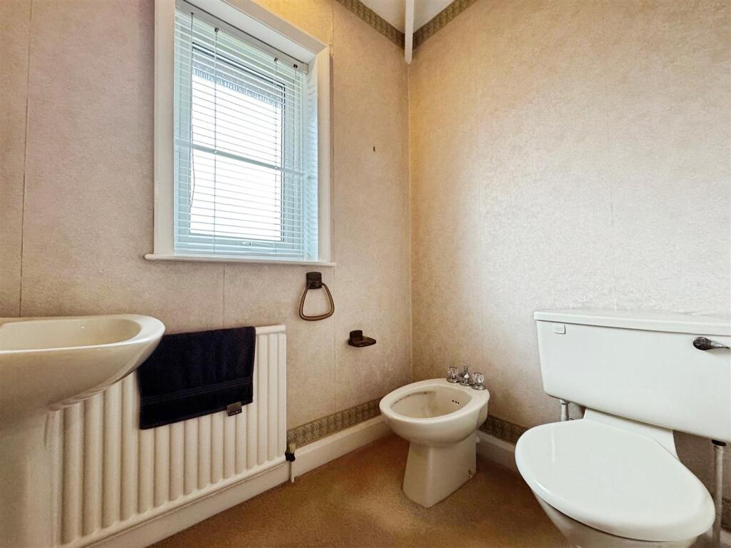 abb9a1b1--49E0-B74C-1B1A122E3C1C-39662-000017EDFD9