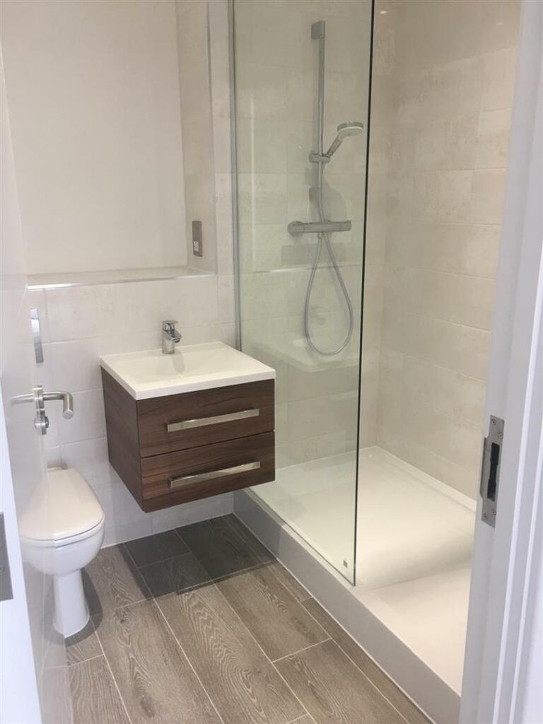Ensuite