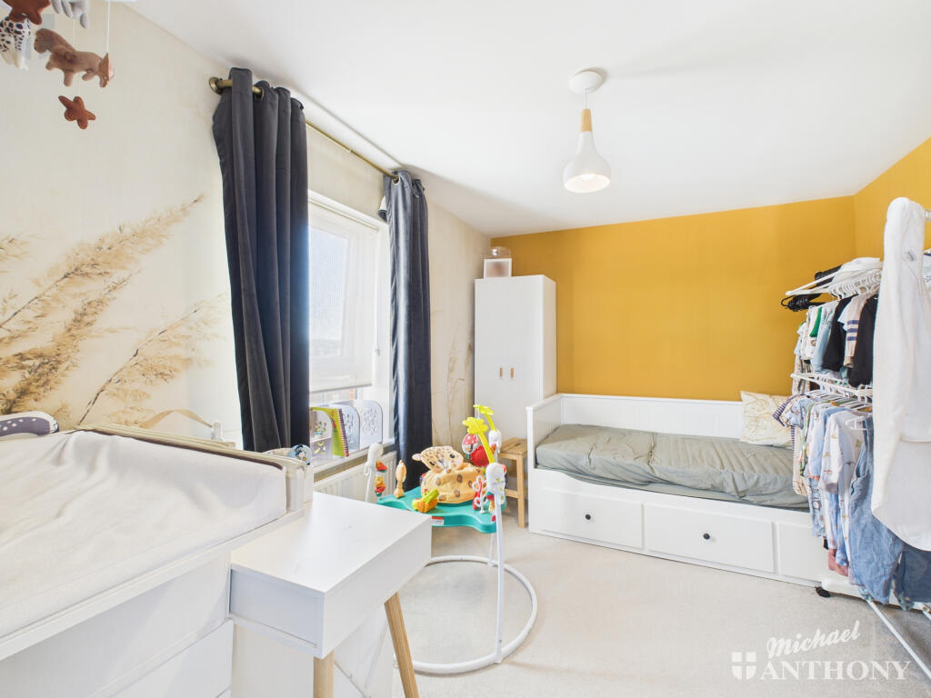 CAM03218G0-PR0783-STILL011