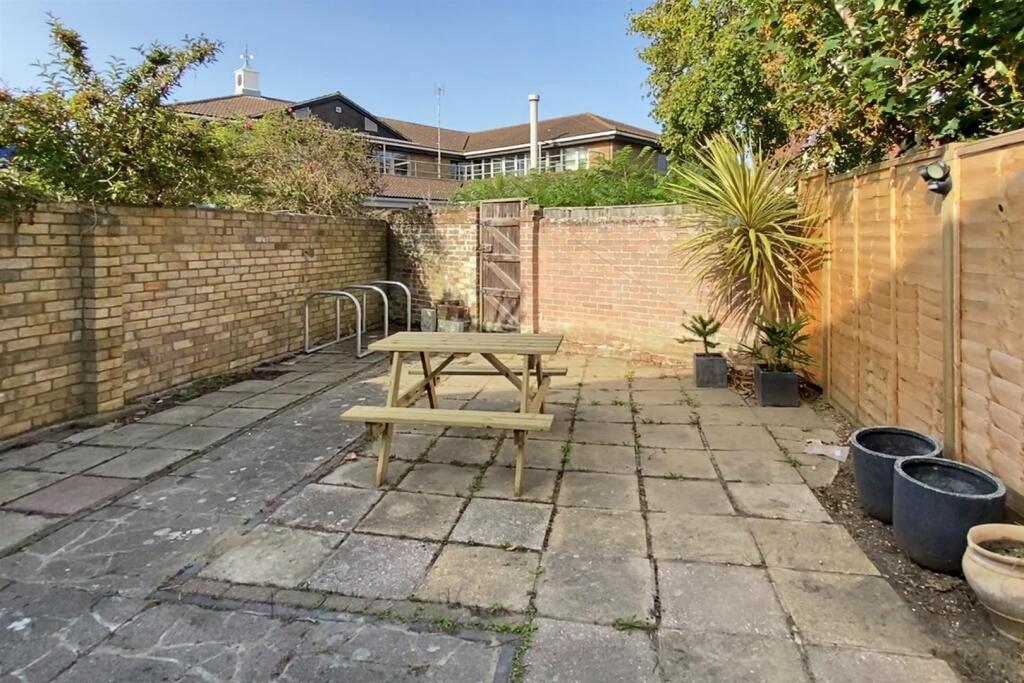 Rear Garden.jpg