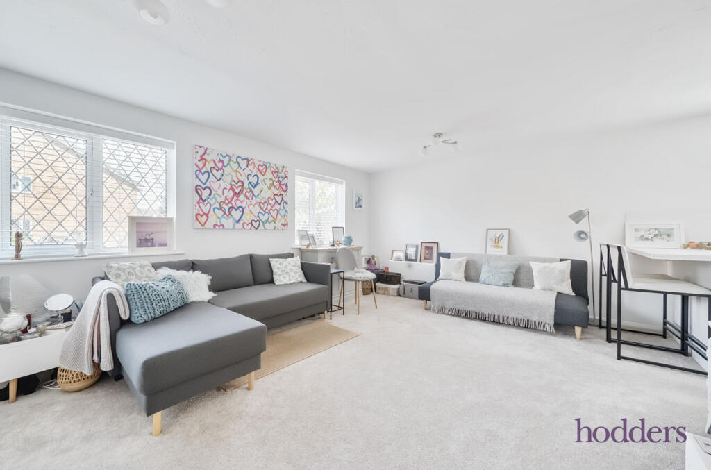 a00e745a-04d1-41b...