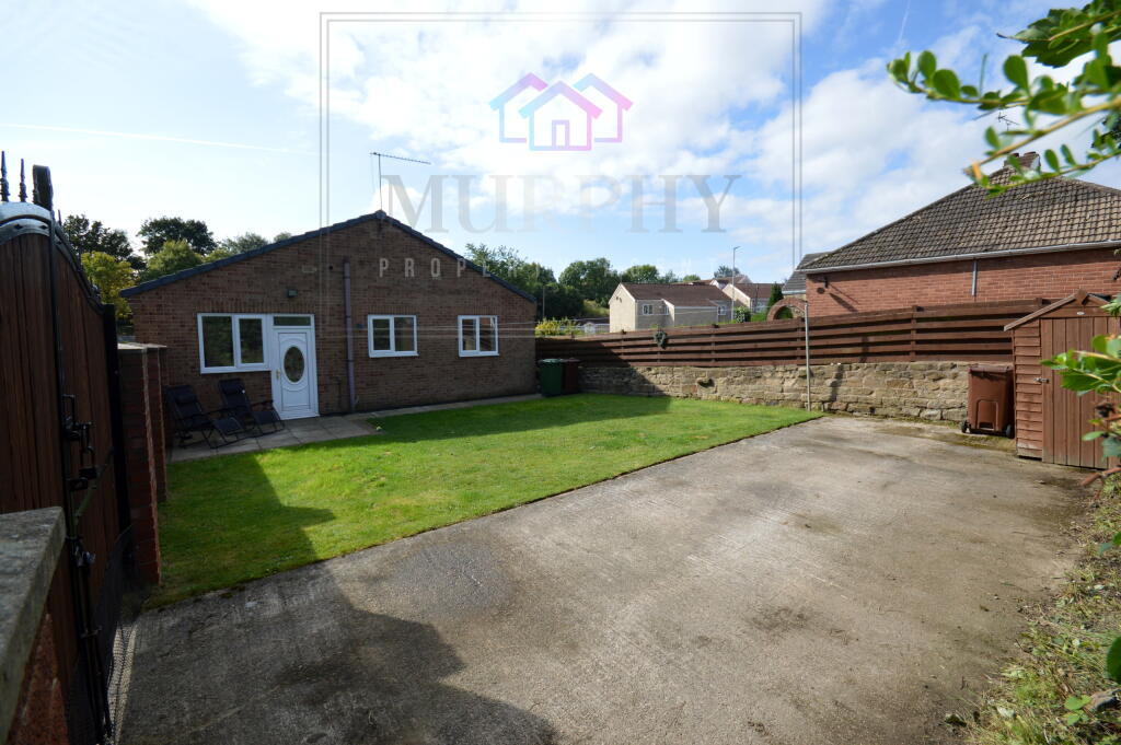 White Apron Street, South Kirkby (18).JPG