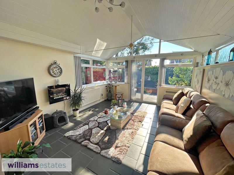 Sun Room/Conse...