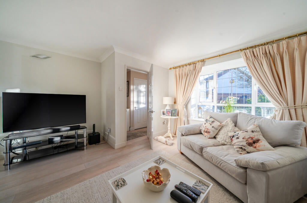 1389427-11-695e4f...