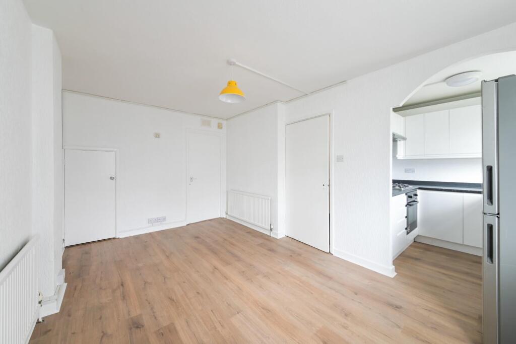 CHARTWELL PLACE (5).jpg