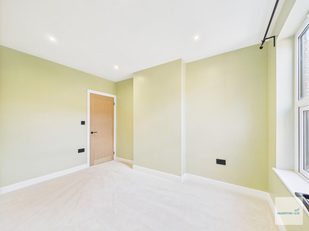 CAM03394G0-PR0336...