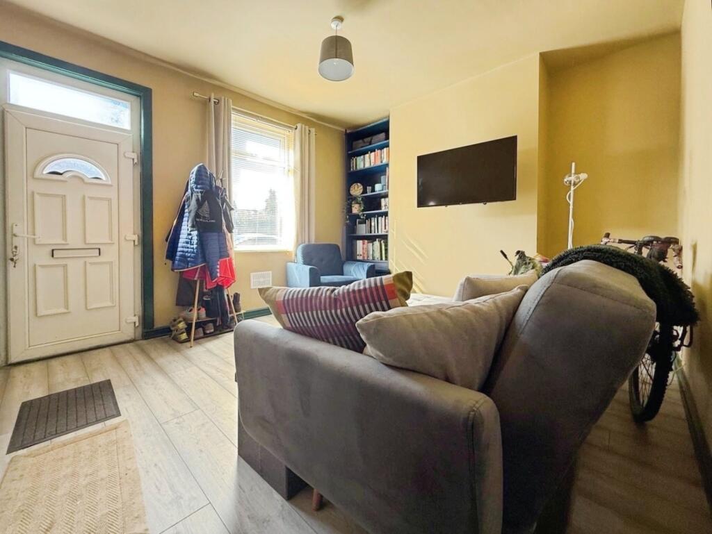 pbox-living_room-342159.jpg
