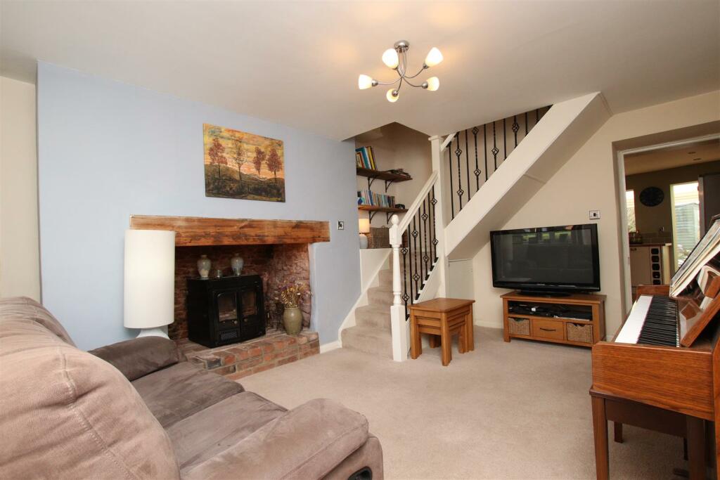 Living Room.JPG
