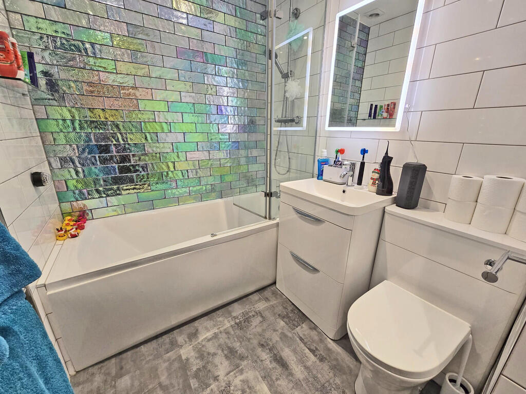 Wilbury Gardens, Hove