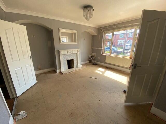 Lounge T202508051635.jpg