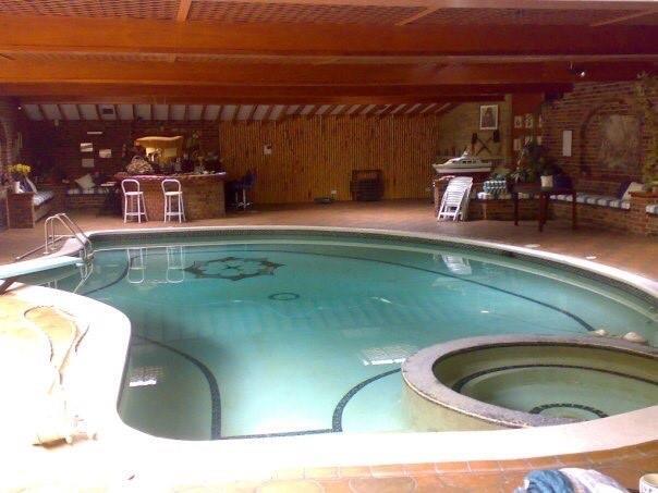 swimming pool.jpg