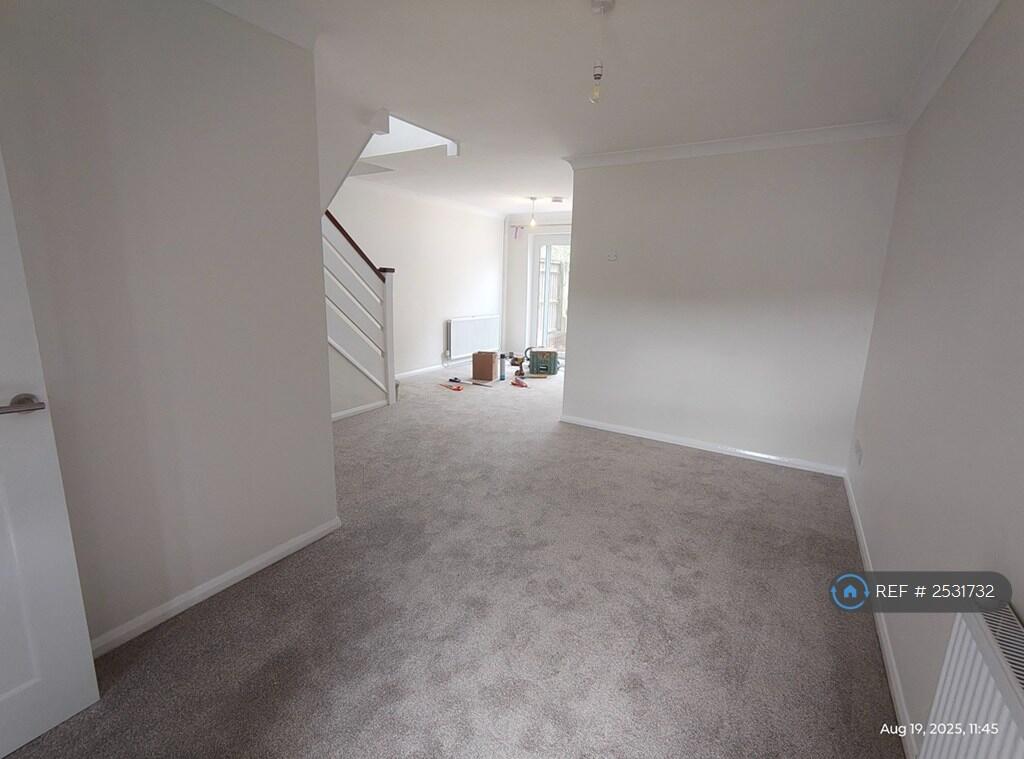 Sitting Room/Dining Room