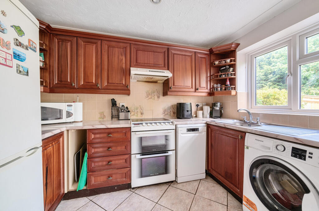 1301887-5-683d726...