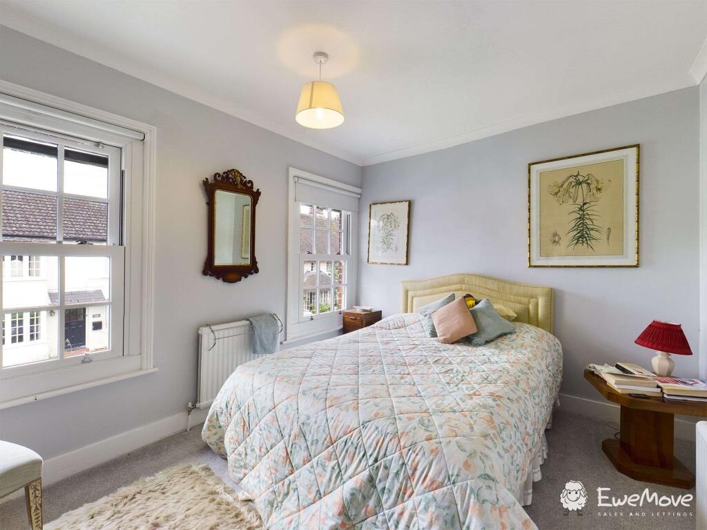 Bedroom 2 (Double)