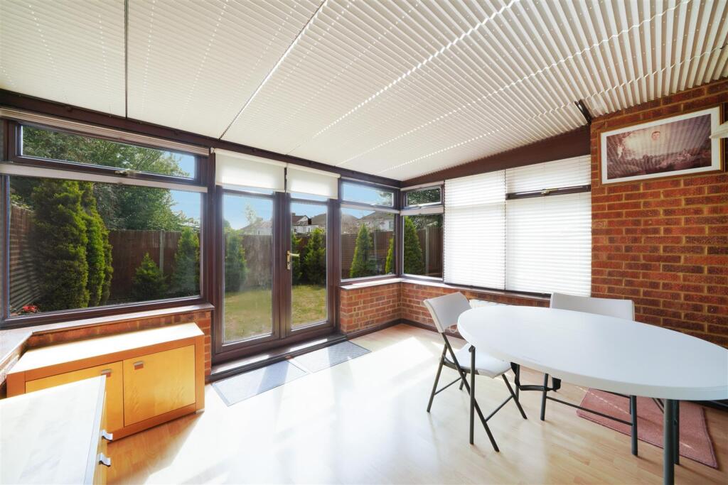 Davidson Frost-Wellings, DFW, Rowland Avenue, Harr