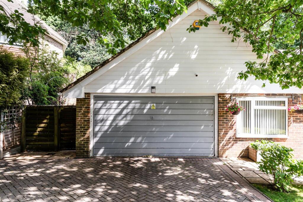 BIRCH GROVE, 8 (6).jpg