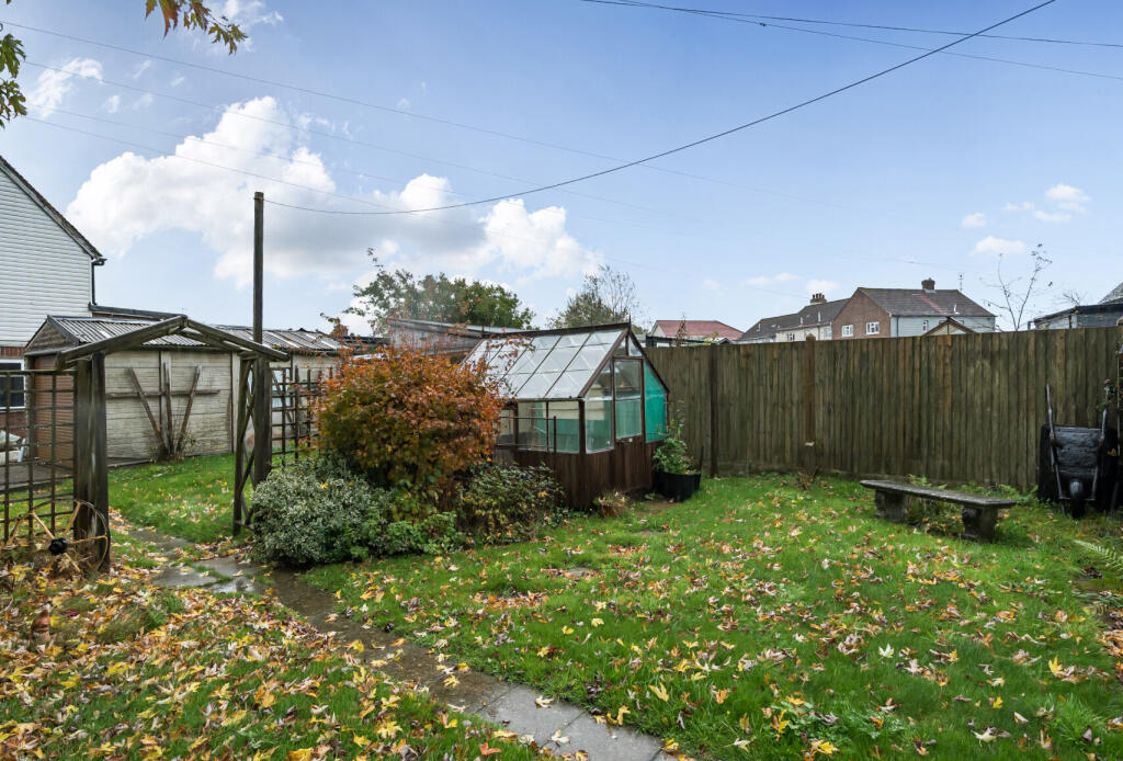 1374046-3-690235e...