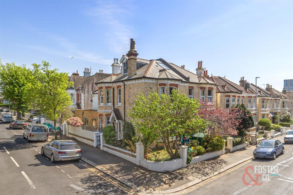 Fonthill Road 51-031.jpg