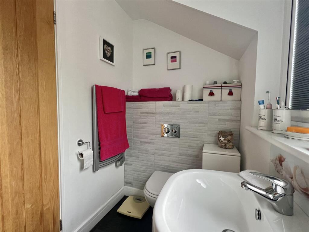 En Suite: