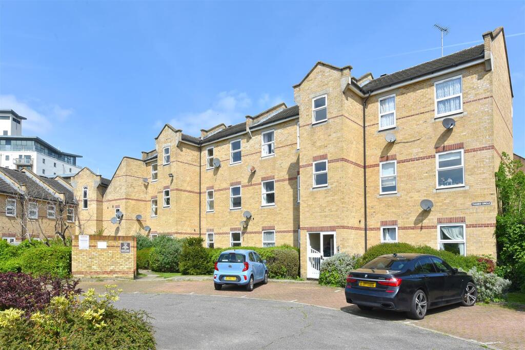 Thames Circle (8).JPG