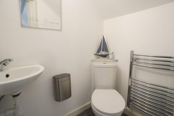 En-Suite Cloakroom