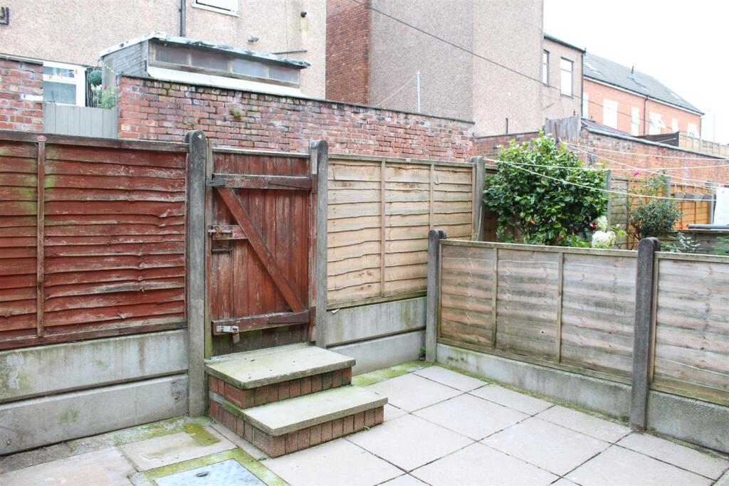 Enclosed Rear Garden