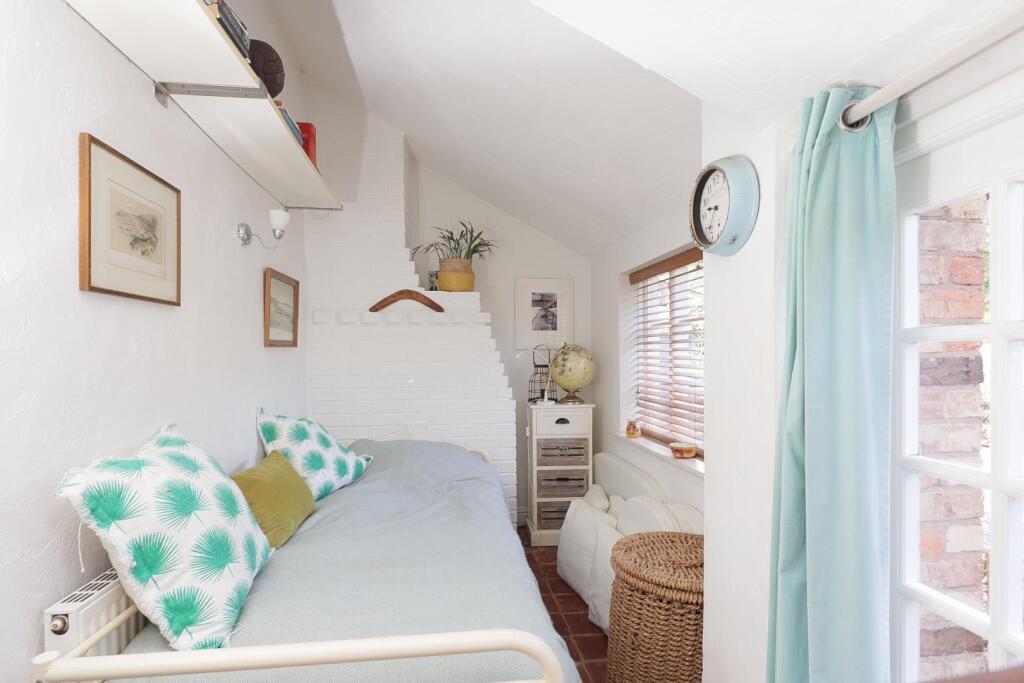 18 Southam Road CV22-15.jpg