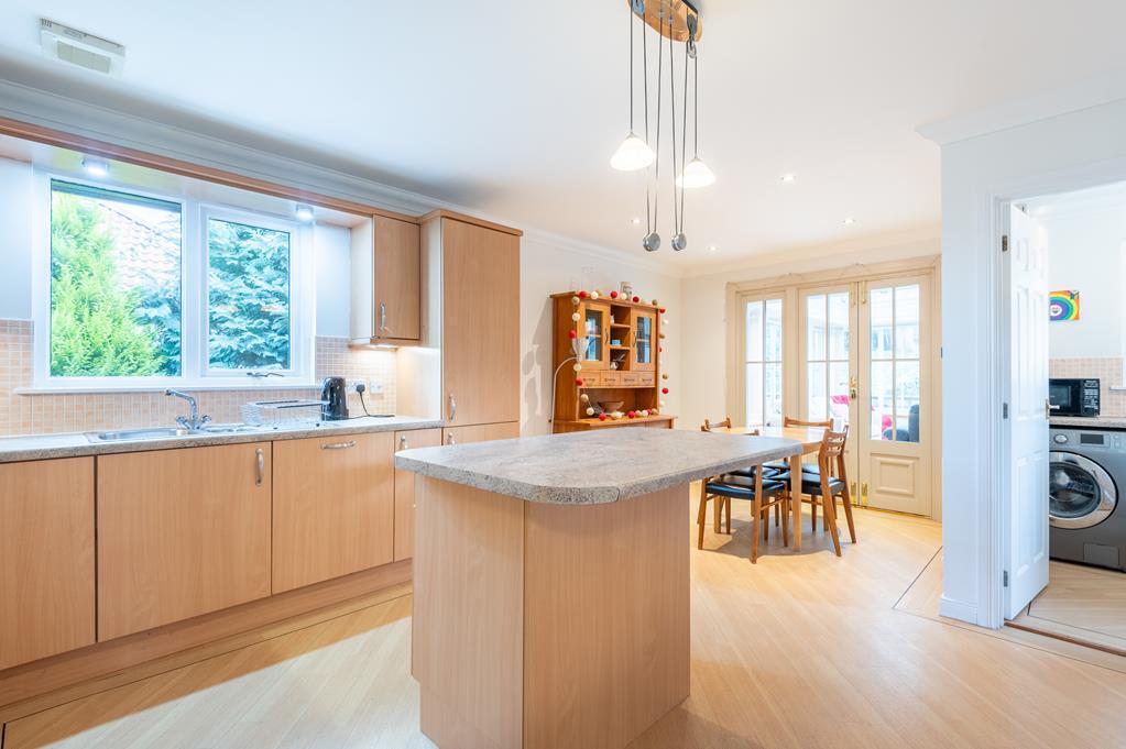 KITCHEN TO DINING