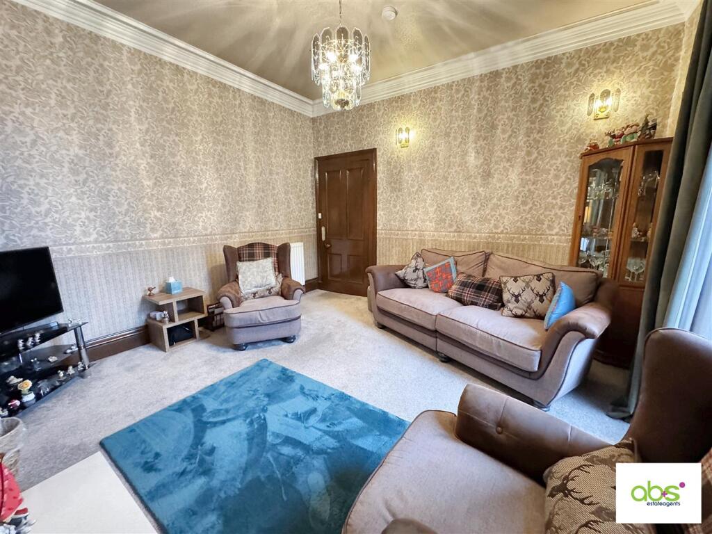 lounge 2.jpg