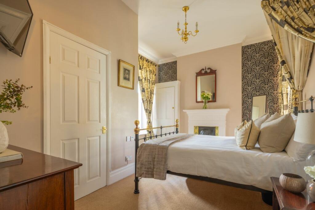 Regency Room