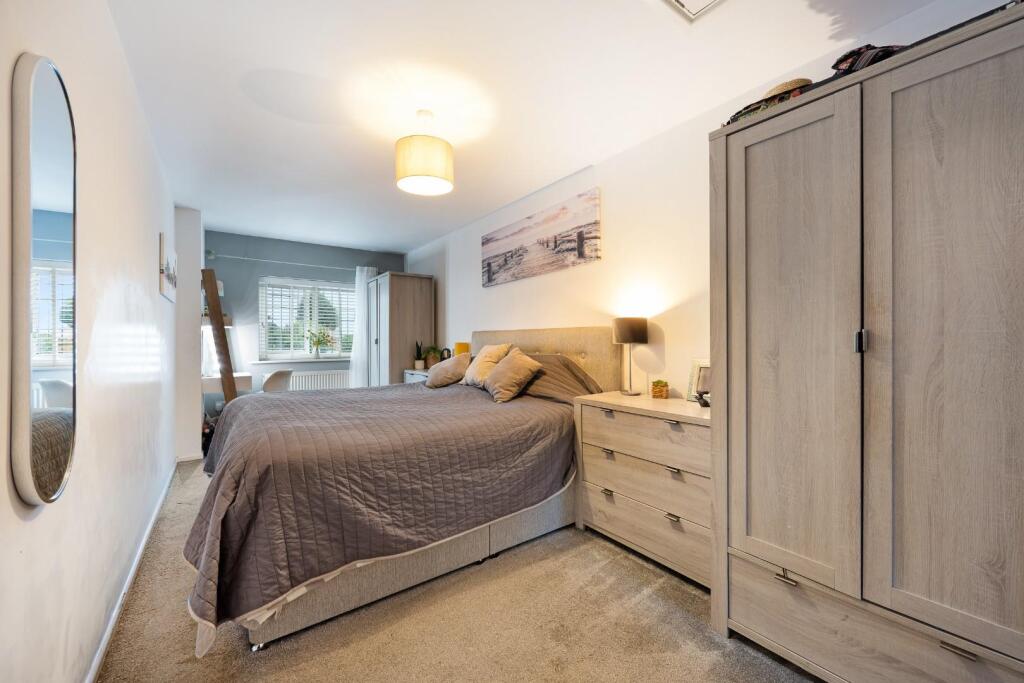 174 Whittingham Drive HDR-9.jpg