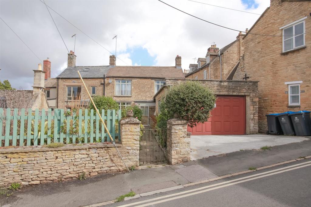 2 Church Street front aspect v2.jpg