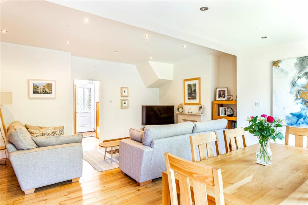 Lounge Area