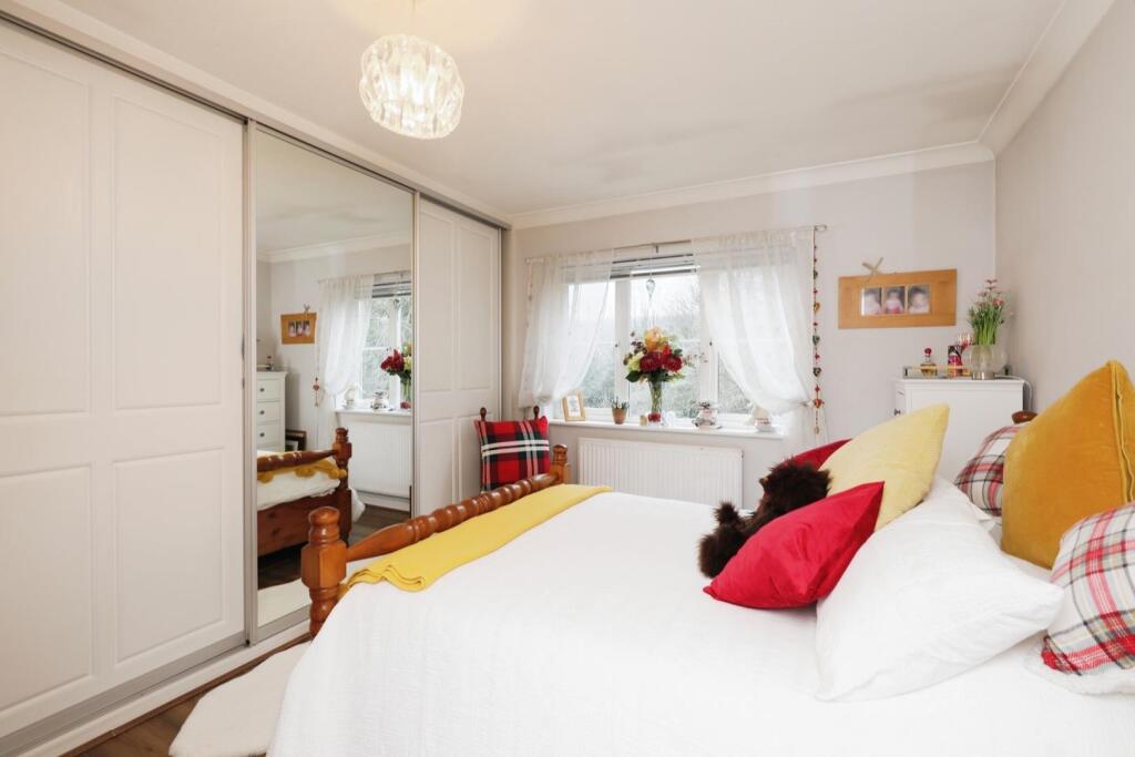 BEDROOM NO.1