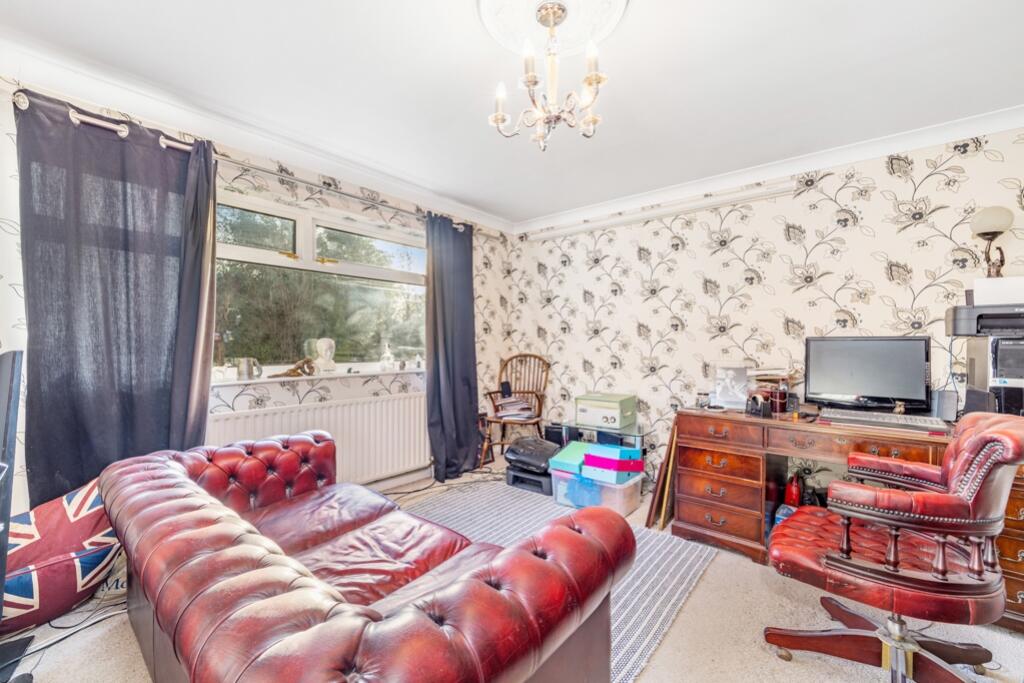 Green Hedges (Stickney)-18