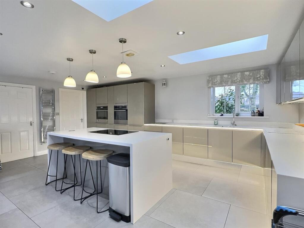 Open Plan Kitchen/ Living Room
