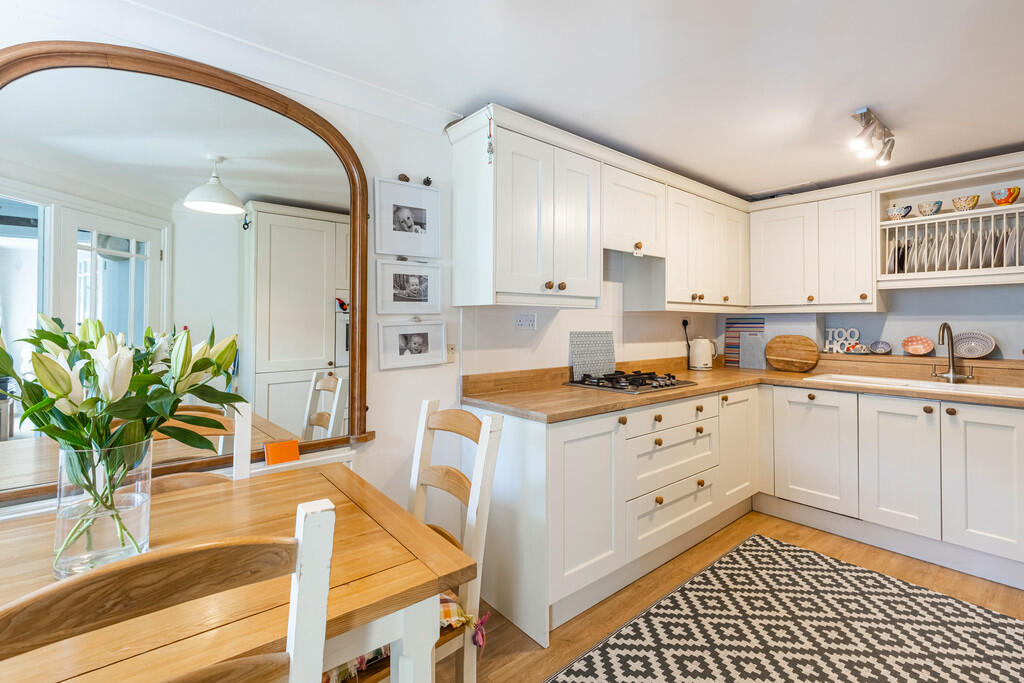 A11 - 3 Hensford ...