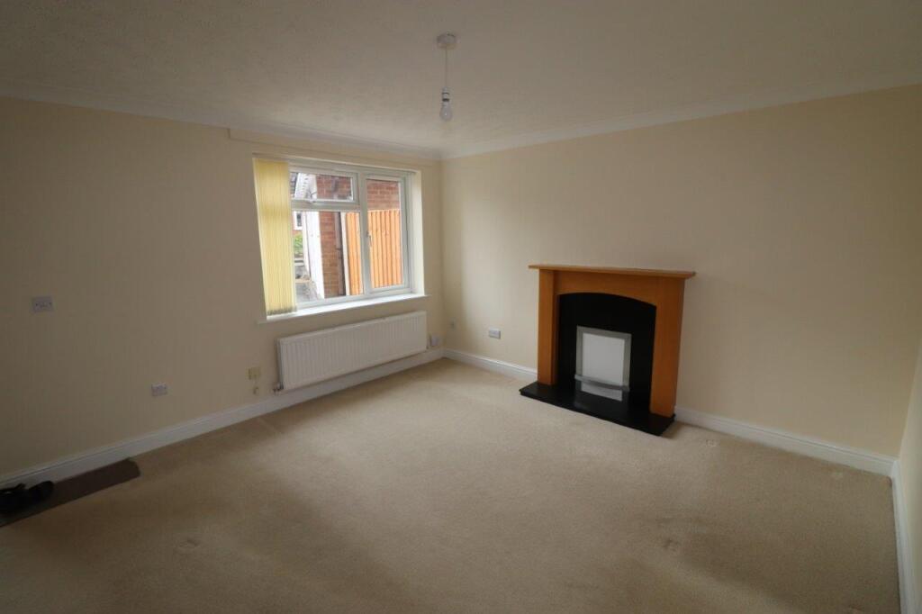 LOUNGE.JPG