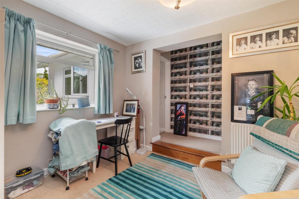 11 Fairwater Road Llandaff-31.jpg