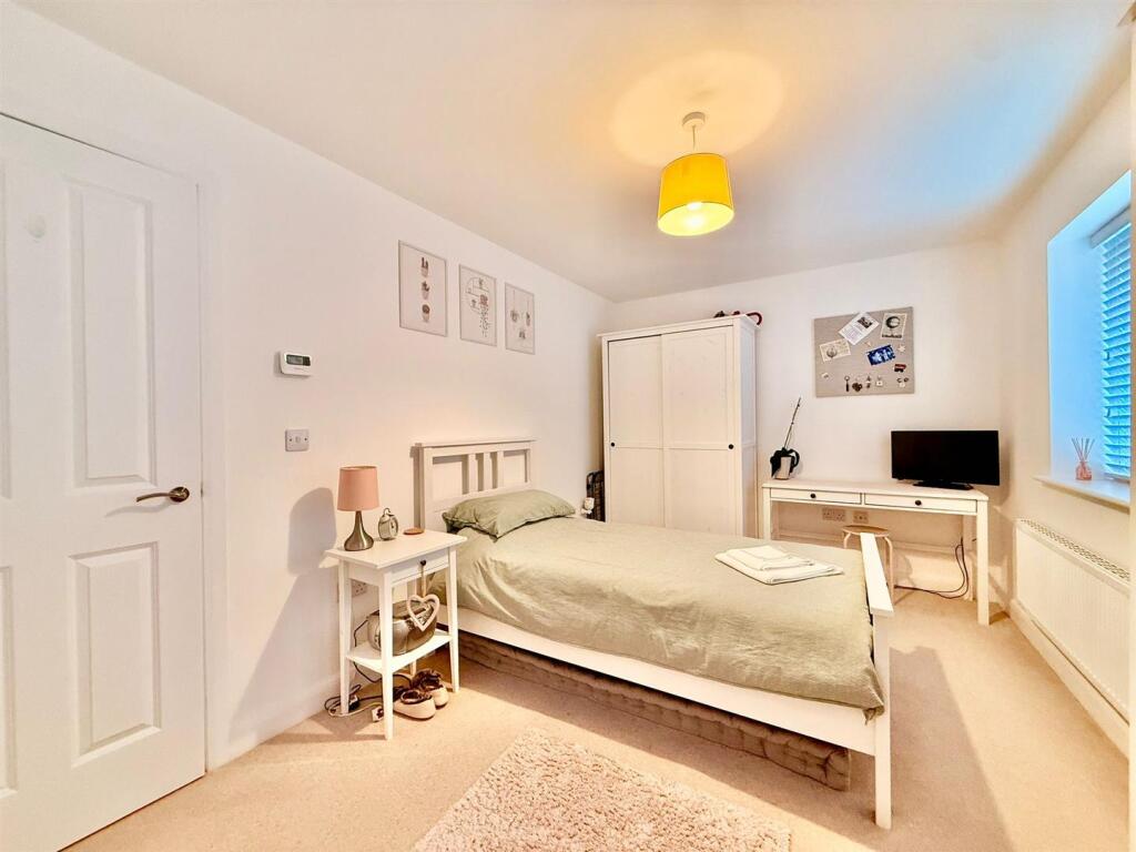 PHOTO-2025-12-12-09-54-47 2.jpg