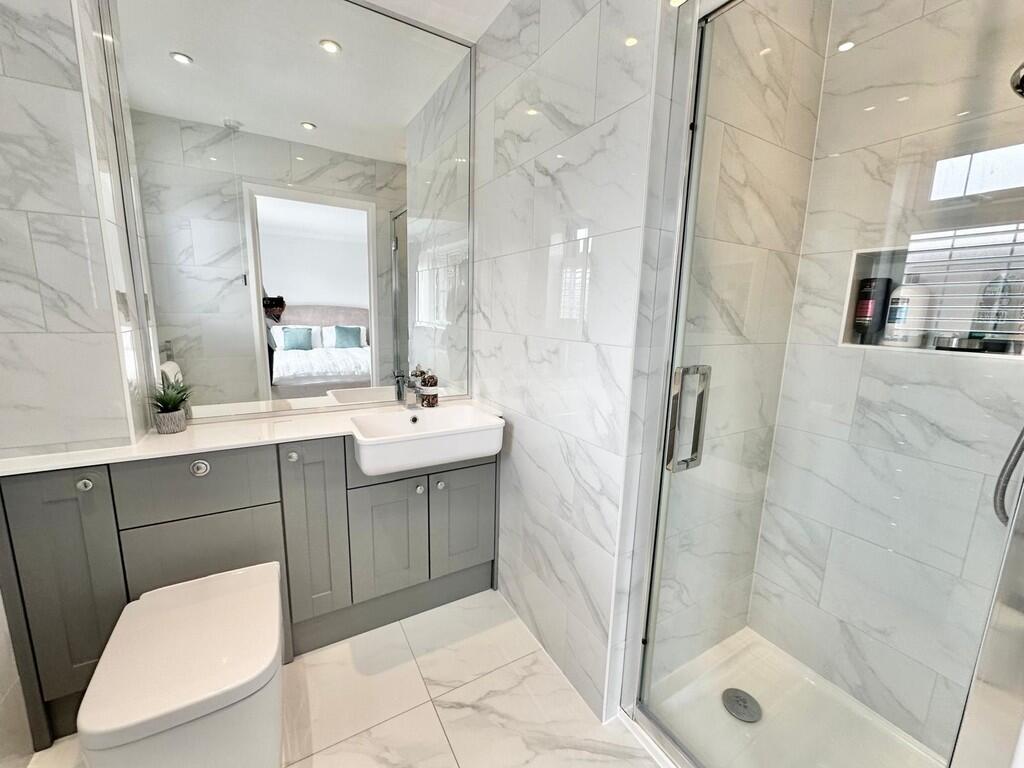 IMG-20250611-WA00...