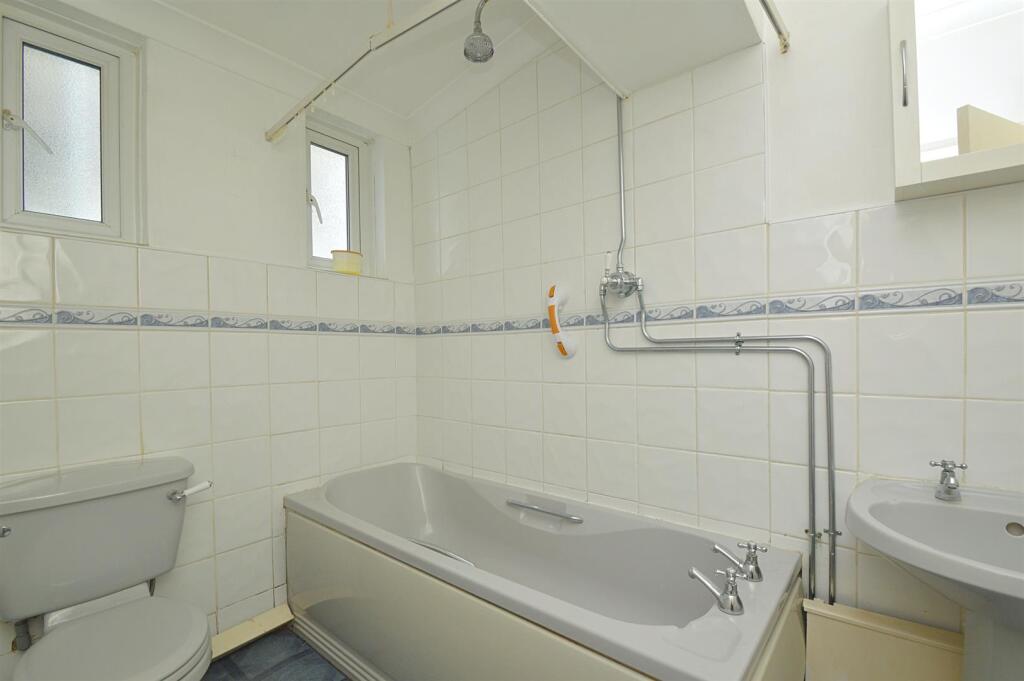 resizedBathroom.jpg