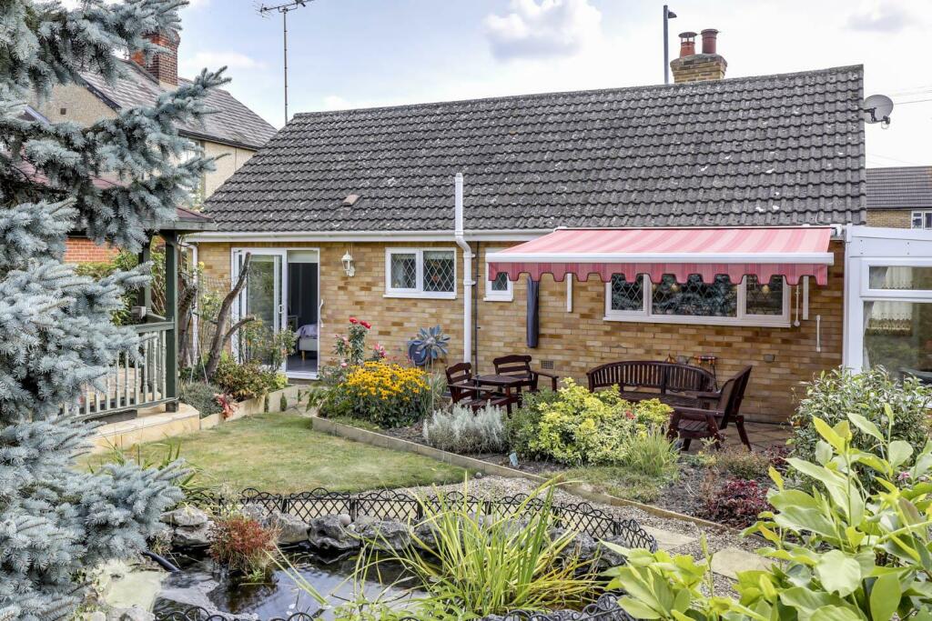 Sunny West Facing Rear Garden