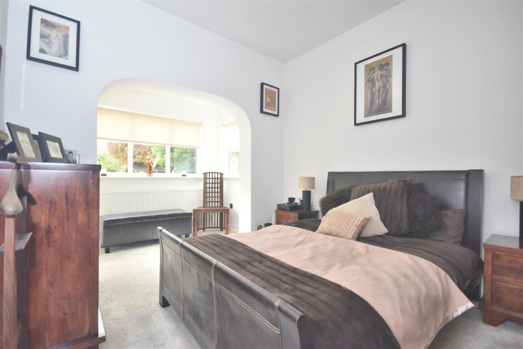 Bedroom.jpg