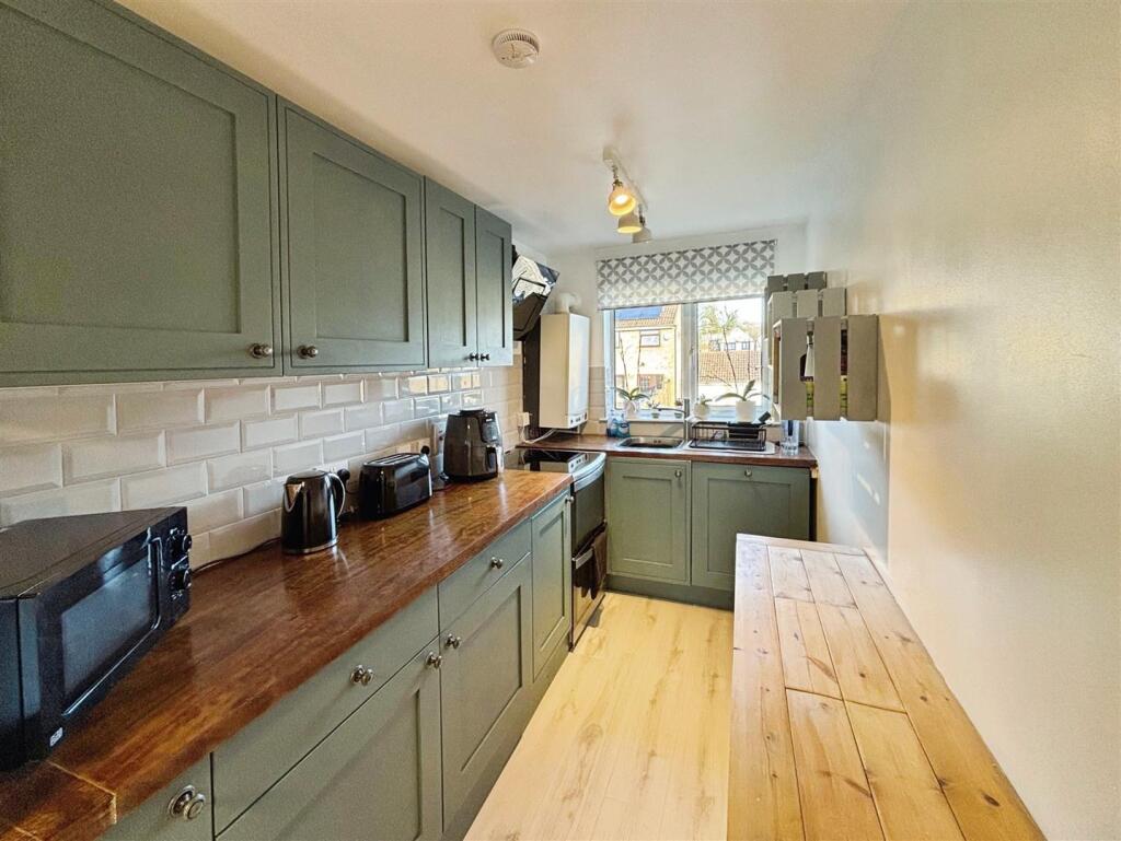 ed0a1113-Photo 2011-26-25 2C 2014 2009 2010.jpg