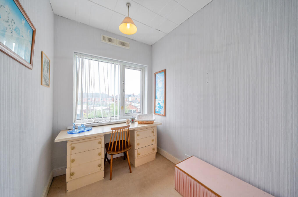 1331184-1-6882289...